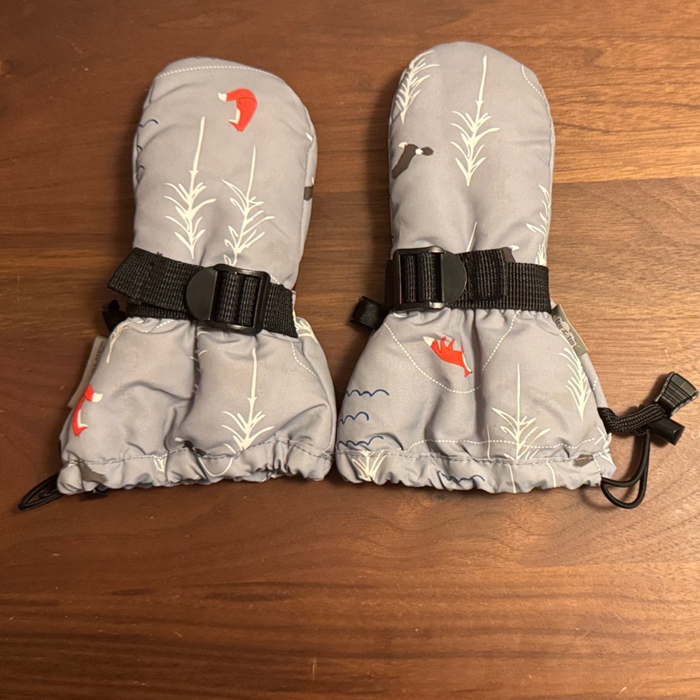 Infant Waterproof Mittens - EUC